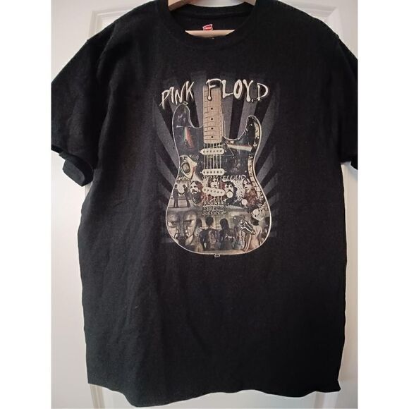 Pink Floyd Men's T-shirt size Medium - Picture 1 of 2